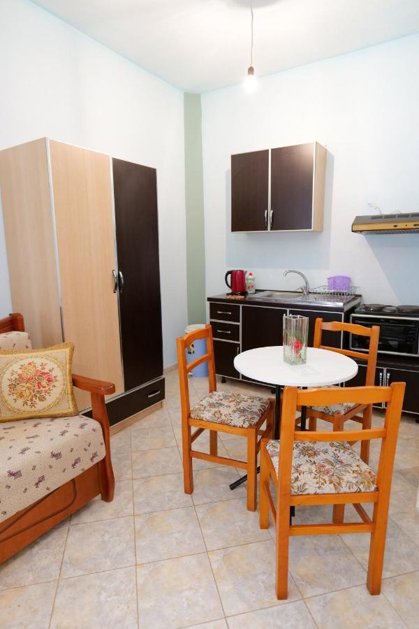 Seventh Heaven Apartamento Sarandë